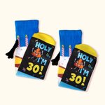 Personalisierte bunte Torte Kerze Heilige ich bin magnetische Hand-Holding Socken mit Nummer Geburtstag Party Geschenk für Freund Familie