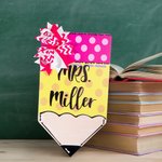 Personalized Wooden Teacher Pencil Sign Name Plaque with Bow and Rope School Classroom Wall Door Hanger Teachers’ Day Gift for Teacher