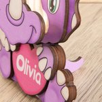 Gepersonaliseerde Leuke Dinosaurus Zonnebrilhouder Zonnebrilstandaard met Naam Bureaudecoratie Cadeau voor Kinderen