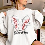 Gepersonaliseerd In My Era Coquette Strik Honkbal Volleybal Softbal Voetbal Sweatshirt met Tekst Verjaardagscadeau voor haar