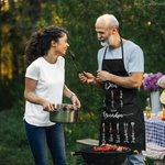 Personalisierte Multicolor Grill wasserdichte Schürze mit Namen Vatertag Geburtstag Geschenk für Papa Opa Kochen Liebhaber