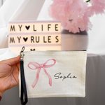 Coquette rosa personalizado arco bolsa de maquillaje con nombre y correa de muñeca Cumpleaños Regalo de boda para ella