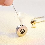 Henkilökohtainen kaiverrettu Pet Photo & Paw Ashes kaulakoru Free Funnel Kit ja Bag Memorial Keepsake lahja Dog Cat Pet Loversille