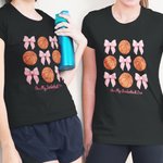 Personlig Coquette Bow Fotboll Basket Sport T-shirt för vuxna med namn Födelsedag Jubileum Present för kvinnor