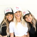 Casquette Réglable Personnalisée avec Nom et Noeud Papillon Rose Cadeau Anniversaire Sport Été pour Fille Femme