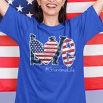 Personalized USA Flag Love Heart 4th of July T-shirt Sweatshirt with 1-16 Names American Independence Day Gift for Mom Grandma