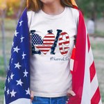 Personalized USA Flag Love Heart 4th of July T-shirt Sweatshirt with 1-16 Names American Independence Day Gift for Mom Grandma