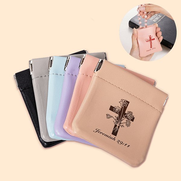 Cruz personalizada y ramillete de flores de nacimiento Bolsa de rosario de cuero con tapa de presión Regalo cristiano de confirmación para mujer