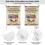 Personalizada Let's Sit by the Campfire and Watch People Park Their Campers Bandera de jardín Regalo de aniversario para parejas de camping