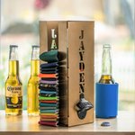 Dispenser porta-lattine in metallo personalizzato con apribottiglie e testo Bar Club Wedding Party Accessorio Festa del Papà Regalo per gli amanti del