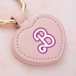 Personalizzato Pink Doll Font Forte fermaglio magnetico in pelle a forma di cuore con iniziali Set di 2 accessori da viaggio regalo per ragazze donne