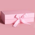 Pyjama en Satin Personnalisé avec Nom Fleur de Naissance Vêtements avec Masque de Yeux Chouchou de Cheveux Cadeau Anniversaire Fête pour Femme