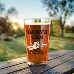 Vaso de cerveza personalizado Drink Up Daddy We Won't Tell Mam Fist Bump 16oz con 1-4 nombres de niños y texto Regalo de cumpleaños del Día del Padre 