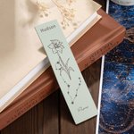 Segnalibro personalizzato in pelle vegana con nome, costellazione, stella, fiore di nascita, compleanno, regalo bibliotecario per un amico amante dei 