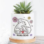 Personalised 3D-effect Bear Hug Plant Pot with 2-9 Names and Bamboo Base Father's Day Mother's Day Gift for Family