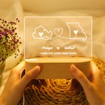 Veilleuse de LED avec Socle en Bois Personnalisée avec Nom et Pays Cadeau d'Adieu pour la Famille et les Amis