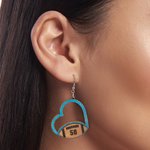 Personalisierte hölzerne hohle Herz geformt Fußball Ohrringe mit Text Game Day Team Geschenk für Frauen Mädchen Fußball-Fans