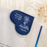 Libro de nacimiento personalizado en forma de corazón Flor Marcapáginas de piel con nombre y texto Cumpleaños Graduación Regalo para amante de los lib