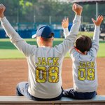 Personalisierte Softball Thema Kinder Erwachsene Sweatshirt mit Namen und Nummer Softball Spiel Geburtstagsgeschenk für Softball Sportliebhaber