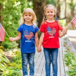 Personalisierte 100% Baumwolle amerikanische Flagge Herz T-shirt Baby Onesie mit Namen Unabhängigkeitstag für Familie Freund