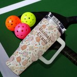 Personalisierte Retro Blume Pickleball Paddles 40oz Name Becher mit Strohhalm und Griff Geburtstag Graduierung Geschenk für Sportliebhaber
