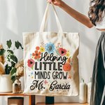 Gepersonaliseerde Helping Little Minds Grow Bloemen Potlood Canvas Tas met Naam Lerarendag School Seizoen Cadeau voor Leraar