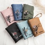 Portefeuille en Cuir Personnalisé avec Prénom et Fleur de Naissance à Stéthoscope Cadeau Remerciement Semaine Infirmière pour Infirmier Médecin