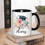 Personalisierte Floral Graduation Cap 11oz Keramik-Becher mit Namen Klasse von 2025 Graduierung Geschenk für Absolventen