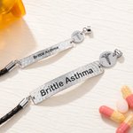 Bracciale in pelle PU a doppio avvolgimento con chiusura magnetica e testo inciso, regalo di sopravvivenza di emergenza per uomini e donne.