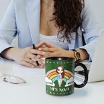 Gepersonaliseerde Regenboog Cartoon Vrouw 11oz Keramische Koffiemok met Naam Lerarendag Waardering Cadeau voor Leraar