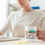 Mug en Céramique 330ml Personnalisé avec Nom Motif Crayon Pomme Carnet de Notes Cadeau de Rentrée pour Professeur