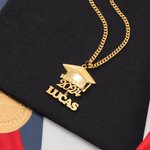 Collana personalizzata con ciondolo con nome della classe 2025 Gioielli minimalisti Regalo di laurea per laureati