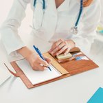 Personalised Engraved Stethoscope Birth Flower A5 Leather Notebook Cover with Name Graduation Appreciation Gift for Nurse Medical Staff Student