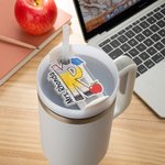 Personalisierte Graffiti-Letter Namensschild Schild Topper für 20oz 30oz 40oz Stanley Becher Zubehör Geburtstag Lehrer Tag Anerkennung Geschenk für Le