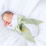 Gepersonaliseerde geborduurde pasgeboren strik sjerp moederschap fotografie prop baby shower gift voor pasgeborenen moeders