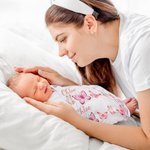 Personalised Baby Girl Pink Butterfly Receiving Blanket Swaddle Hat Bow Headband Coming Home Outfit with Name Baby Shower Gift for Newborns