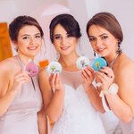 Personalized Glitter Birth Flower Bouquet 5oz Flask with Rhinestone Lid and Name Birthday Bridesmaid Party Gift for Her