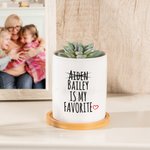 Pot à Plantes Personnalisé avec 2-7 Noms des Enfants Préférés Pot avec Plateau en Bambou Cadeau de Fête des Mères pour Maman Grand-Mère