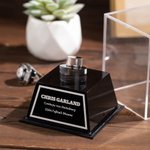 Personalisierter Meisterschaft-Ringhalter mit Gravur Acryl Mini-Display-Vitrinenkasten Ring Geschenk für Fußball Baseball Sportliebhaber