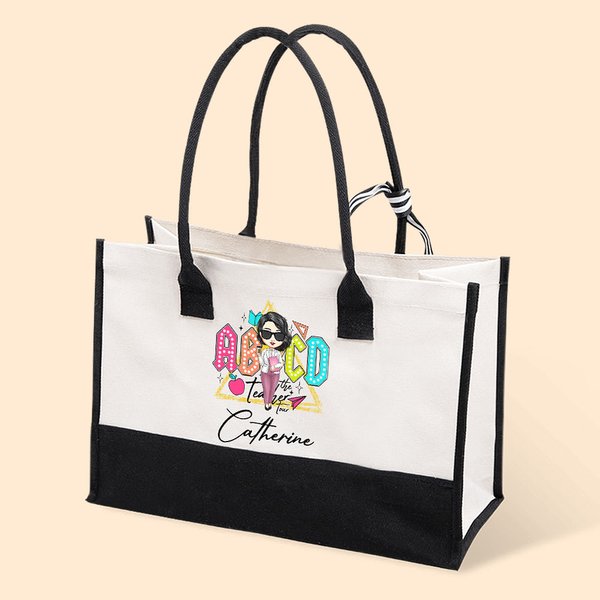 Gepersonaliseerde Retro ABCD Teacher Tour Cartoon Character Canvas Tote Bag met Naam Waardering Terug naar School Reis Cadeau voor Leraar