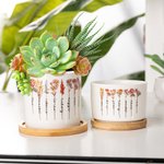 Personalized Birth Flower Ceramic Plant Pot with 1-16 Names and Bamboo Base Birthday Mother's Day Gift for Mom Grandma