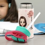 Bouteille d'Eau Personnalisée avec Personnage Fleur de Naissance et Nom Gobelet avec Paille et Couvercle Cadeau Rentrée des Classes pour Fille Garçon