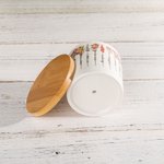 Personalized Birth Flower Ceramic Plant Pot with 1-16 Names and Bamboo Base Birthday Mother's Day Gift for Mom Grandma