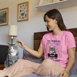 Personalisierte lustige ich bin nicht verwöhnt Hund Katze 100% Baumwolle T-Shirt mit Namen Multicolor verfügbar Geburtstagsgeschenk für Tierliebhaber 