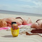 Personalisierte Multicolor Strand Tasse und Handy-Halter mit Text und Muster Strand Accessoire Graduierung Reise Geschenk für Outdoor-Liebhaber