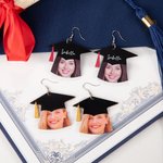Divertidos Pendientes Colgantes de Acrílico Personalizados con el Nombre de la Cara de la Gorra de Graduación Regalo de Fiesta de Graduación para la Clase de 2025 Graduados
