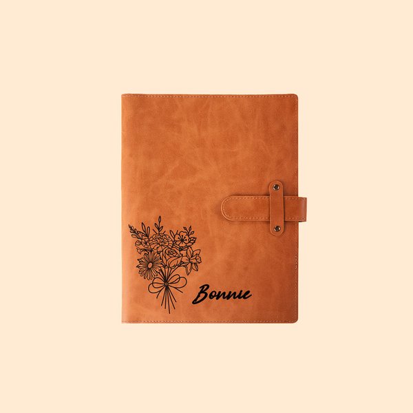 Personifierad Bow Birth Flower Bouquet Läderbokomslag med anteckningsbok och graverat namn Födelsedagspresent för konstnärer Målare