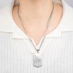 Collier de Plaque Personnalisé avec Photo et Message Gravés Cadeau Anniversaire Fête des Pères Mères pour Famille Parents