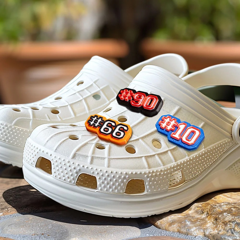 Breloque de Sabot en 3D Personnalisée avec Numéro de Joueur Accessoires de Chaussures Cadeau d'Anniversaire pour Amoureux de Sport