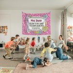 Arazzo personalizzato multicolore con testo per la classe, appeso alla parete e decorato per il ritorno a scuola, regalo per l'insegnante.